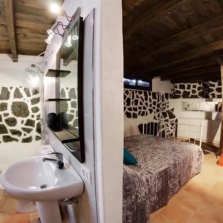 Tatil Evi Charming House In With Private Pool